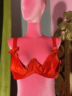Victoria's Secret Red Satin Underwire Bra with Strap Bows